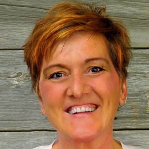 Meet your Posher, Dana